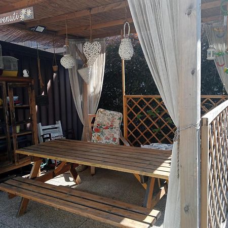 Apartamento La Casa Degli Ospiti Morbegno Exterior foto
