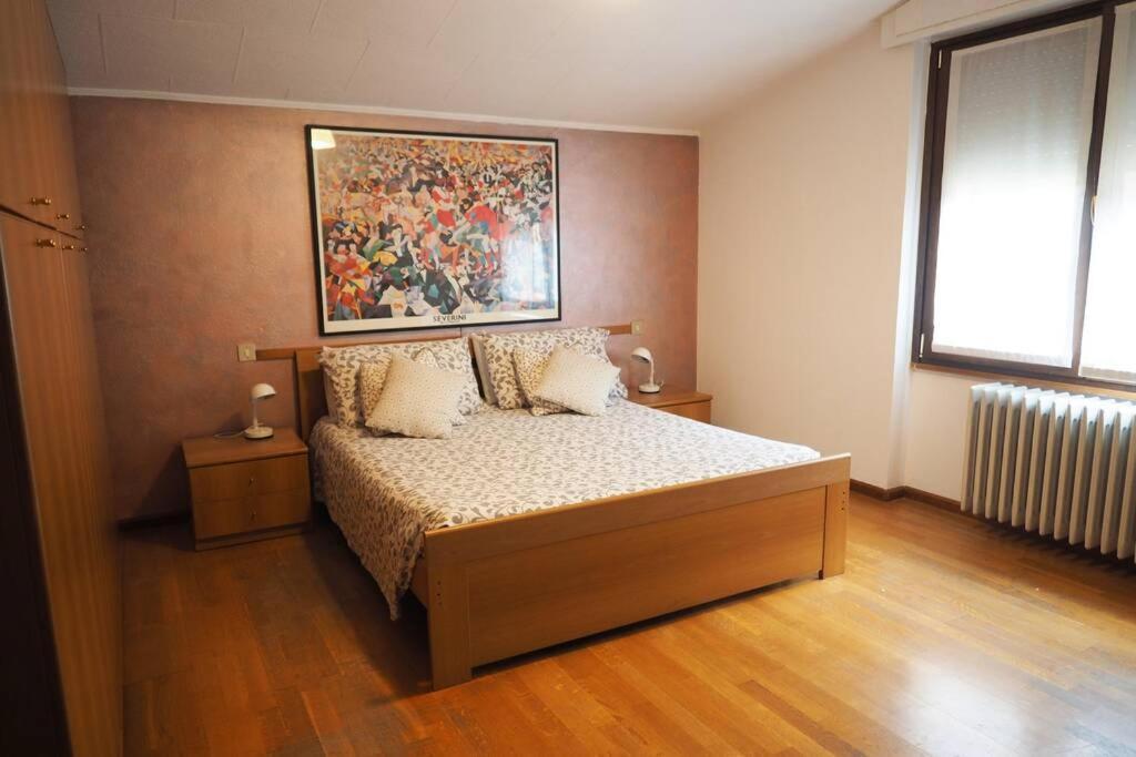Apartamento La Casa Degli Ospiti Morbegno Exterior foto