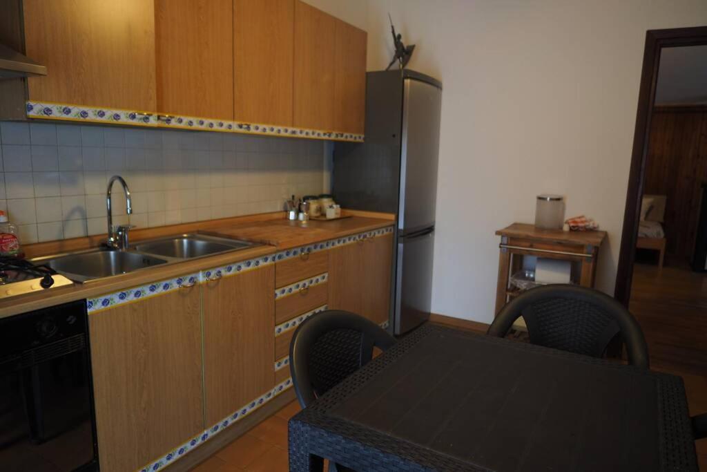 Apartamento La Casa Degli Ospiti Morbegno Exterior foto